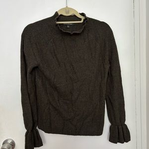Banana Republic grey sweater, ruffle sleeves, size small